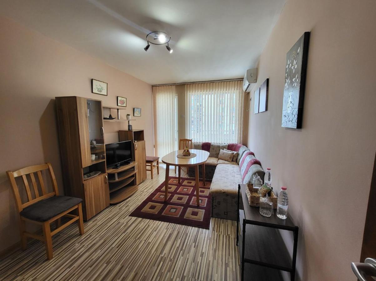 Апартамент В.Търново Veliko Tarnovo Exterior photo